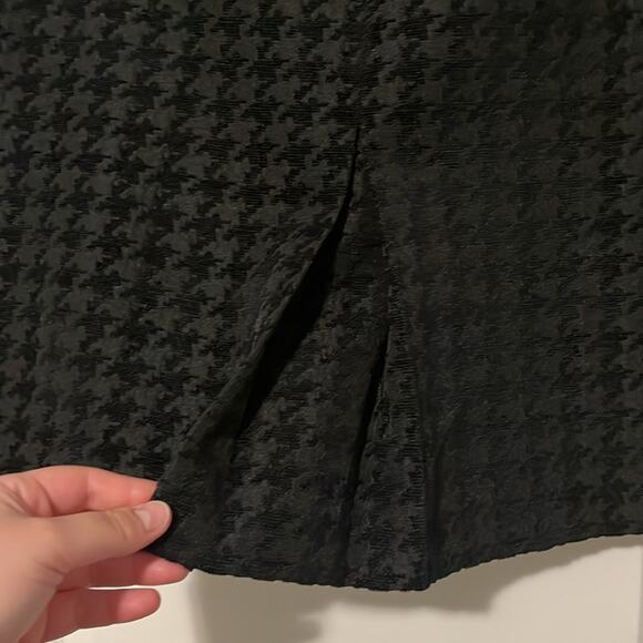 Brooks Brothers 346 Houndstooth Pencil Skirt - Picture 8 of 11